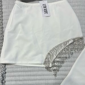 Size small 12th tribe white skirt